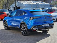 Fahrzeugabbildung Rafale 200 E-Tech Full Hybrid Esprit Alpine Voll