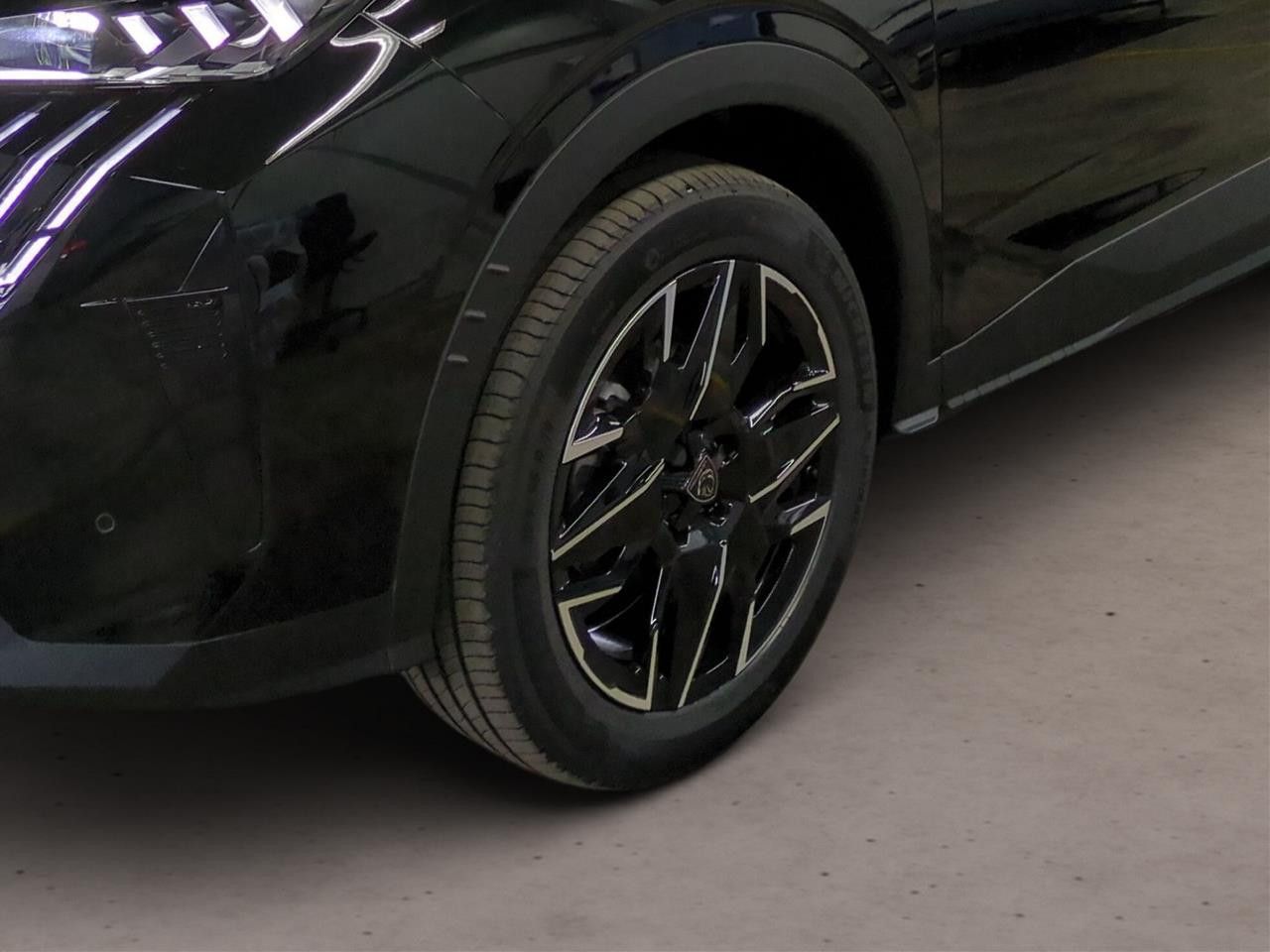 Fahrzeugabbildung Peugeot 3008 GT MildHybrid e-DSC+Navi+VollLED