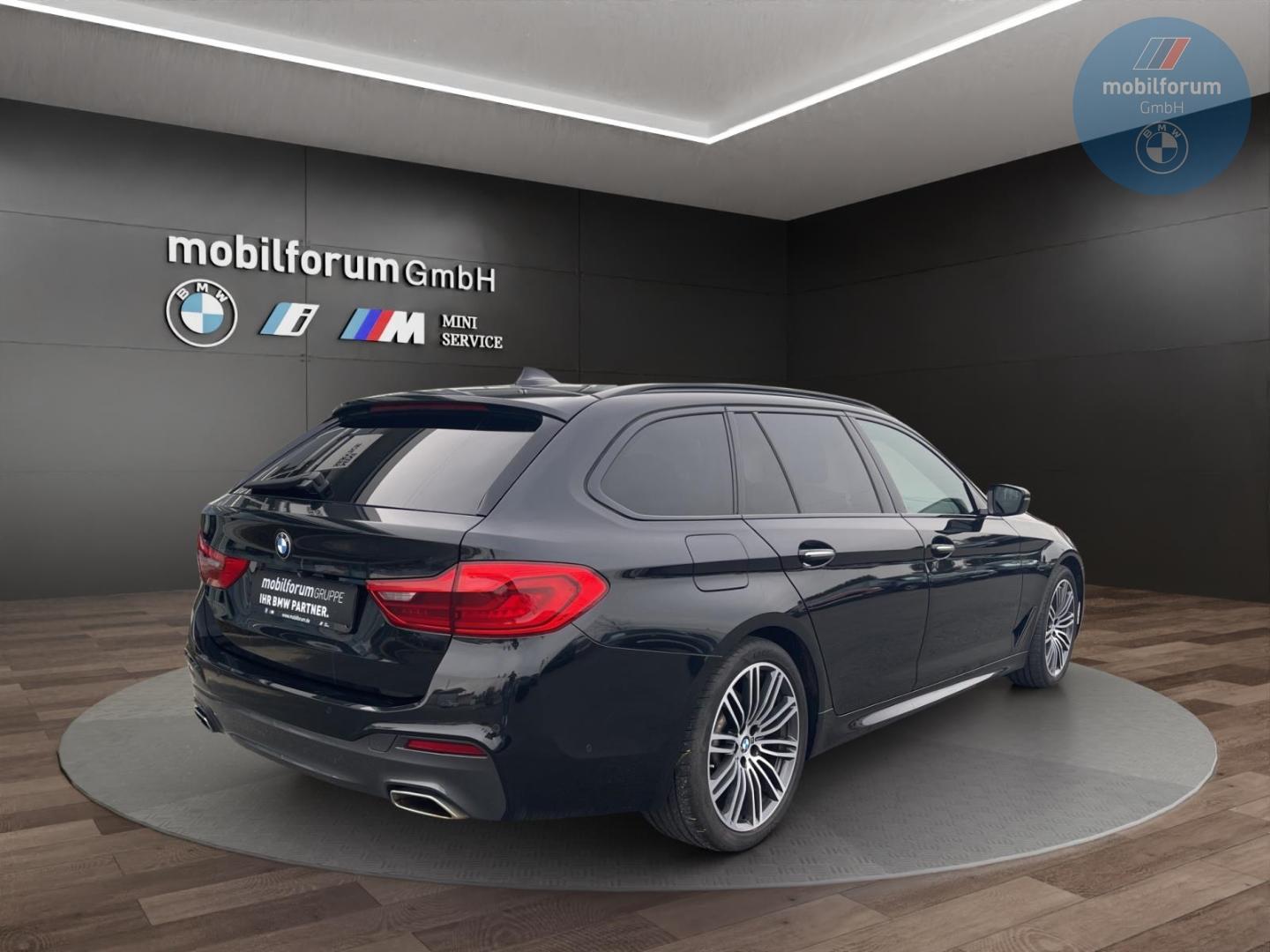 BMW 520 d M-Sport Touring Klimasitze HUD AHK ACC