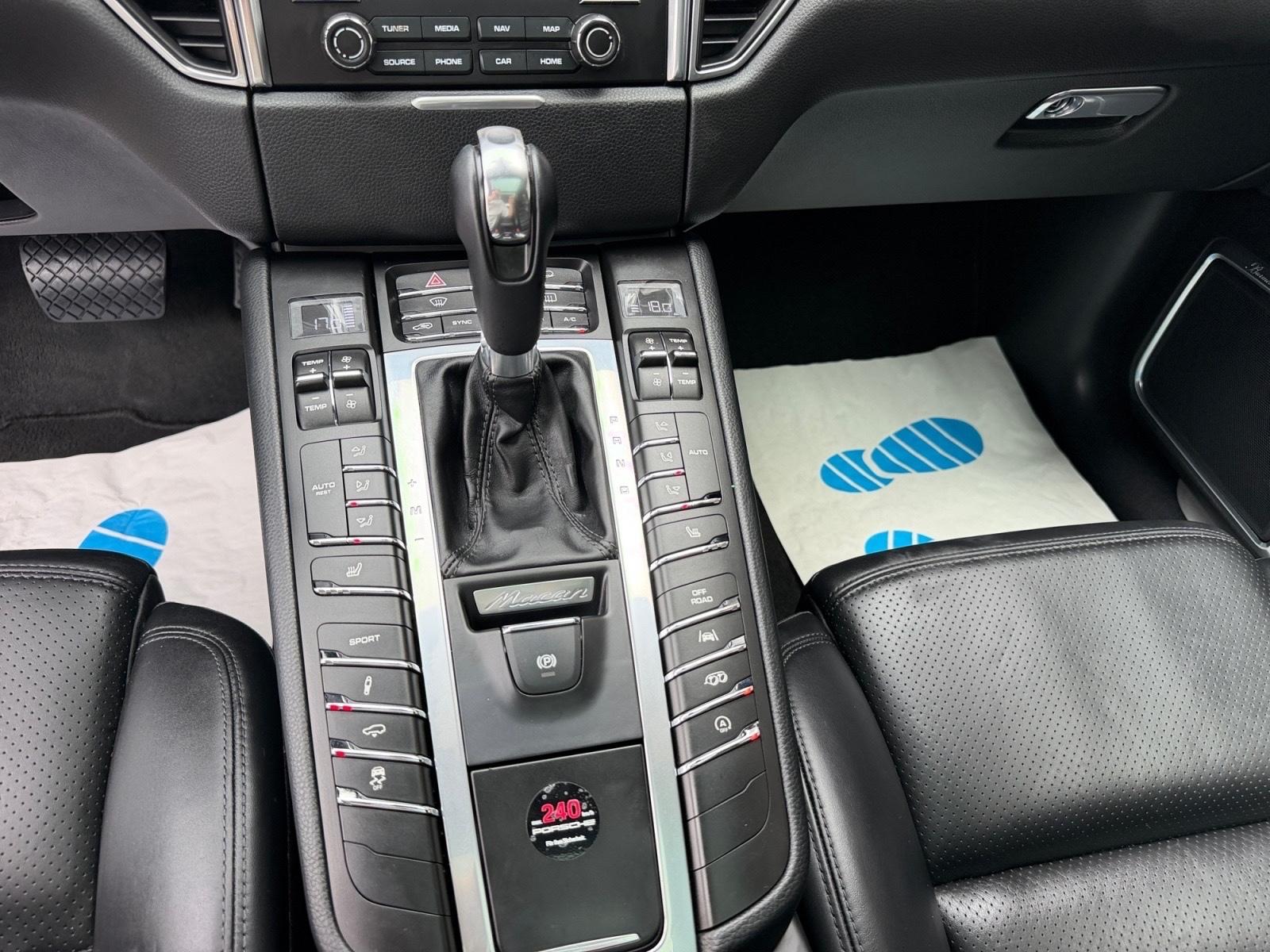 Porsche Macan Turbo Panorama Chrono 360 Kamera