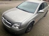 Opel Vectra 1.8 16V - - Opel Vectra mit Benzin-Antrieb: Limousine, 1.8