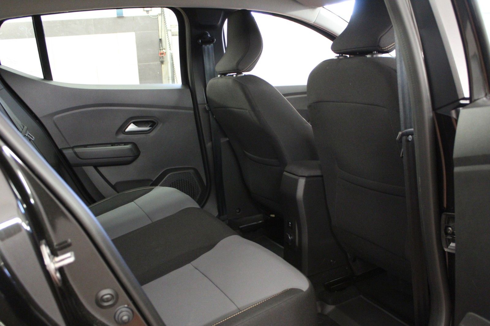 Fahrzeugabbildung Dacia Sandero Stepway TCe 90 auto Extreme*City-Paket*