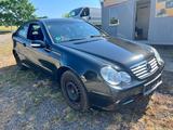 Mercedes-Benz C 200 C Sportcoupe C 200 Kompressor - Mercedes-Benz C 200: Sportcoupe Kompressor