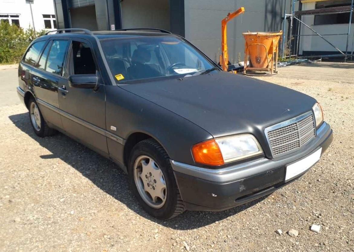 Mercedes-Benz C 180 T CLASSIC