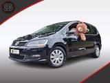Volkswagen Sharan Cup DSG Pano Navi SHZ AHK - Volkswagen Sharan Cup mit Diesel-Antrieb