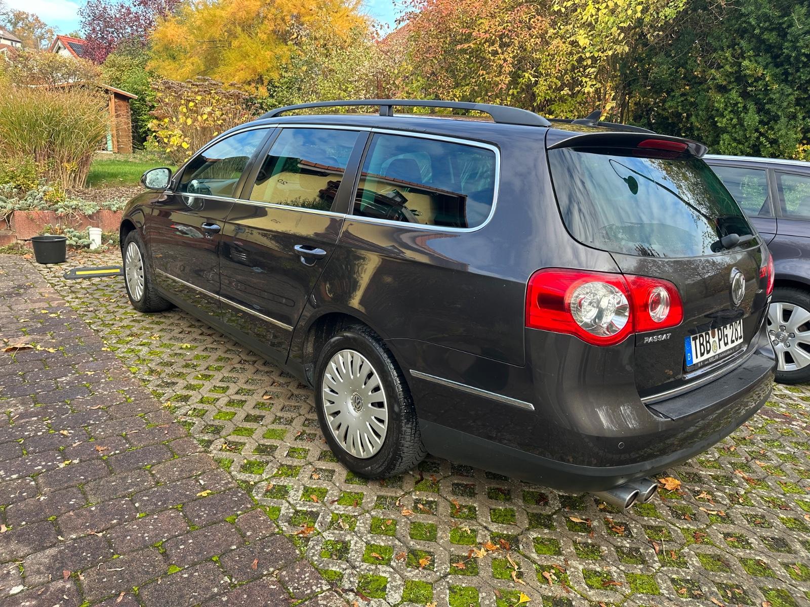 Volkswagen Passat 2010 — engine 1.968 cm³, 110 HP (81kW)
