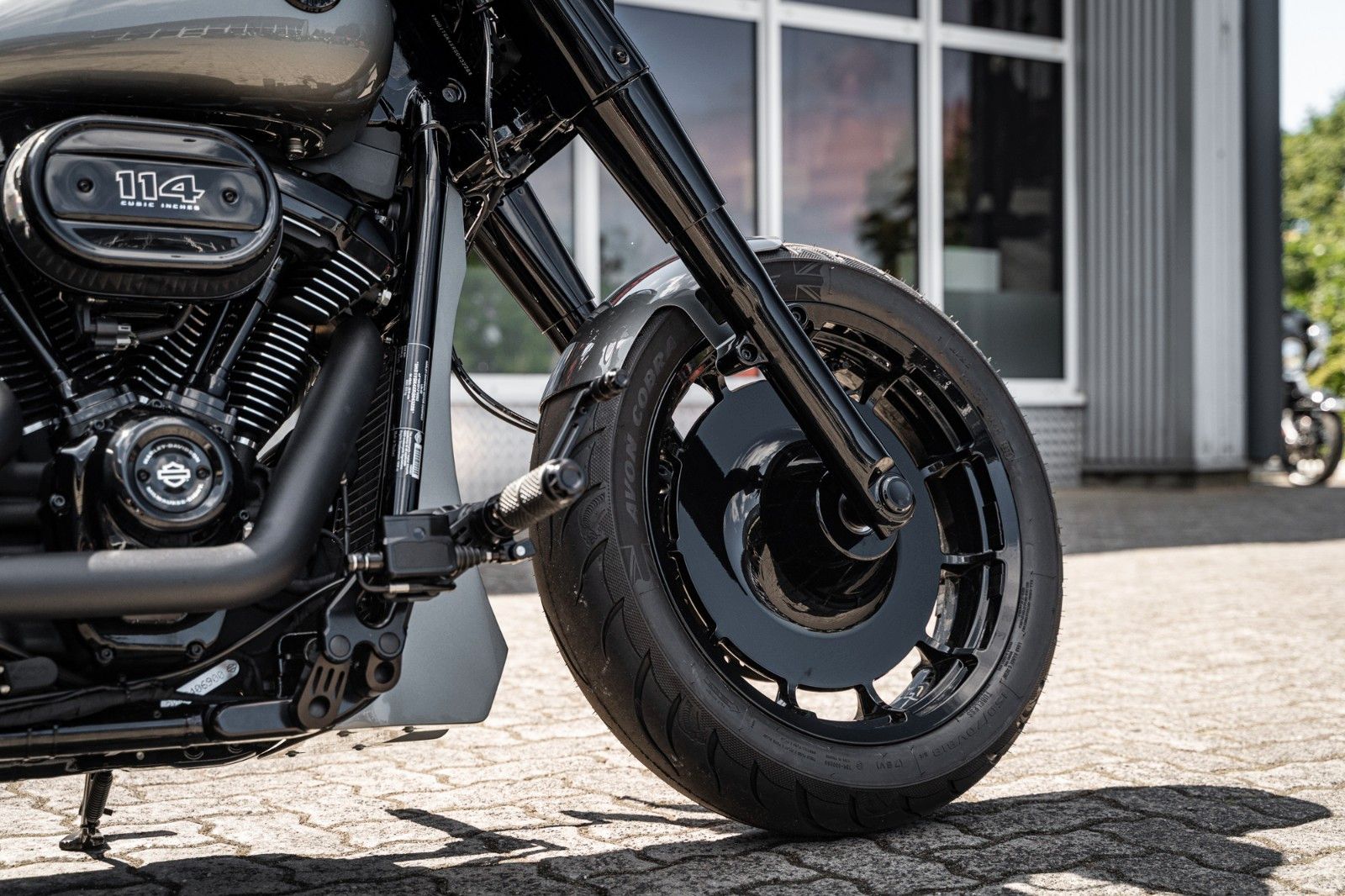 Fahrzeugabbildung Harley-Davidson DARK FAT BOY FLFBS 114 MY24 - ÖHLINS PORSCHE J&H