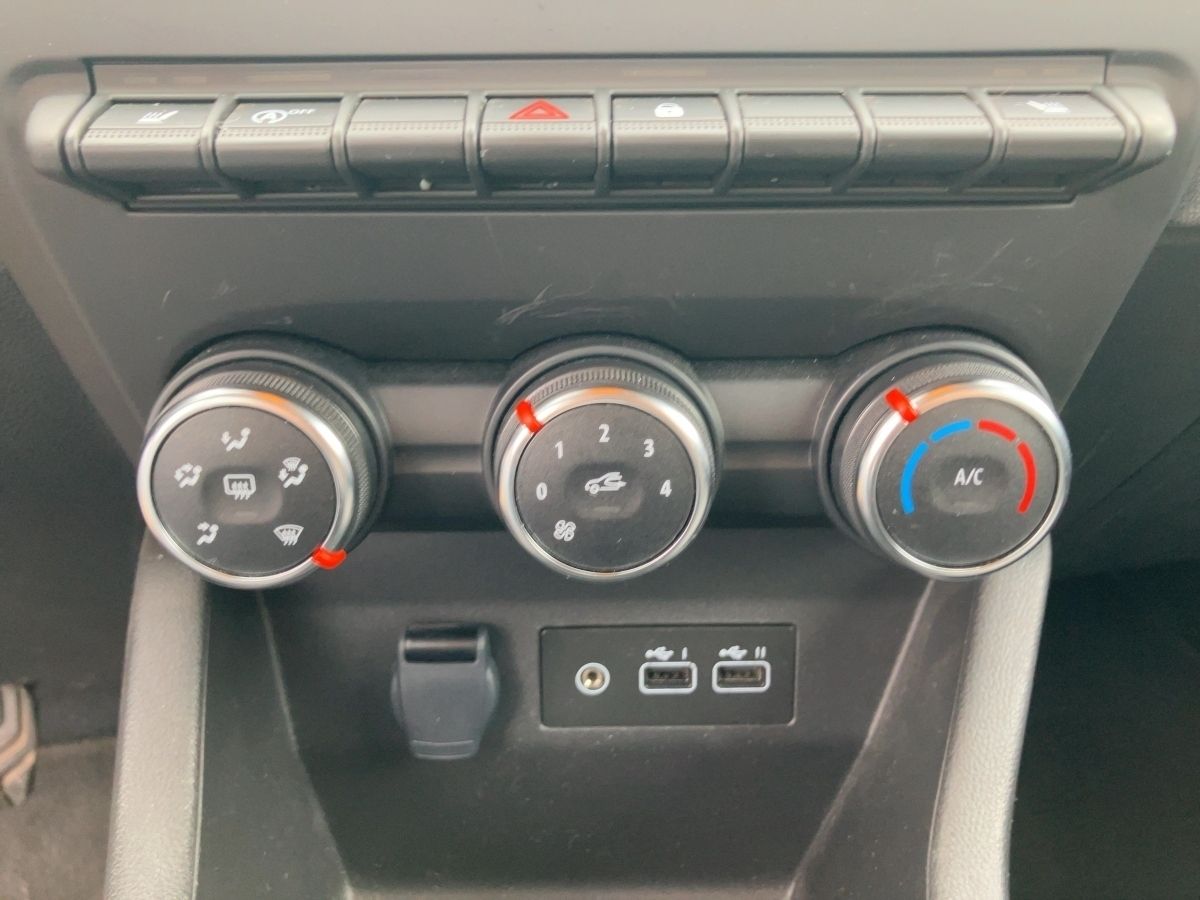 Renault Clio - Bild 17