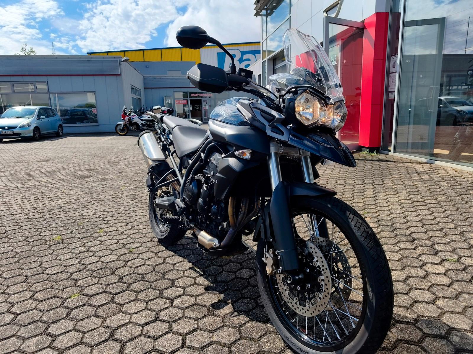 Triumph Tiger 800 XC