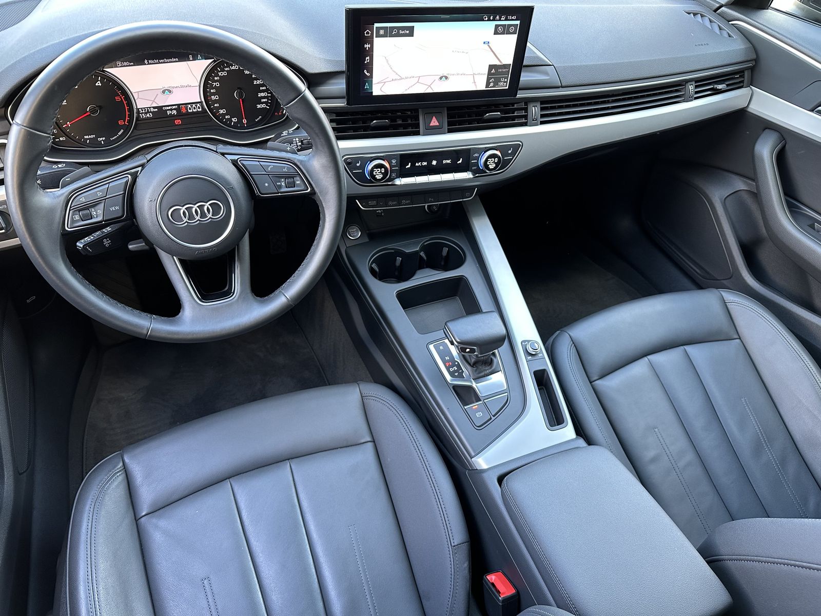 Fahrzeugabbildung Audi A4 Avant 35 TDI S-Line Aut. NAV+LED+KAM+PANO+1HD