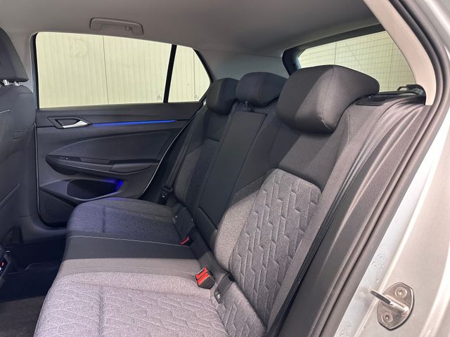 Golf VIII Move 1.0 eTSI DSG LED PDC ACC SHZ