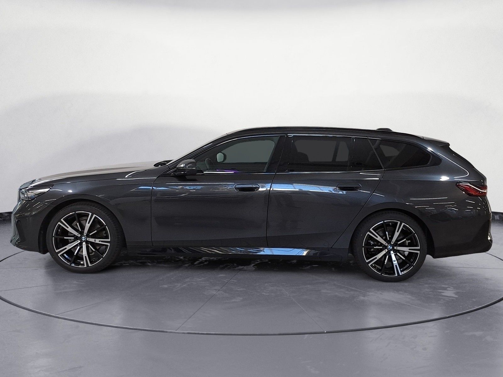BMW 520d Touring M Sport AHK Standheizung Driving As foto 3