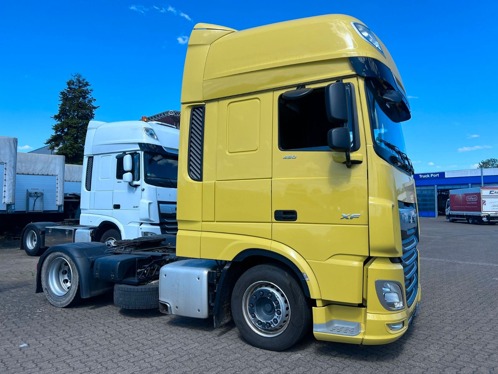 Fahrzeugabbildung DAF XF 450 FT, Low Deck, Intarder, Bj.2021