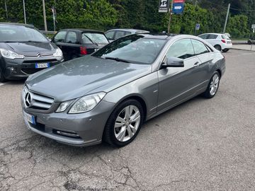 Mercedes E 220 - 3