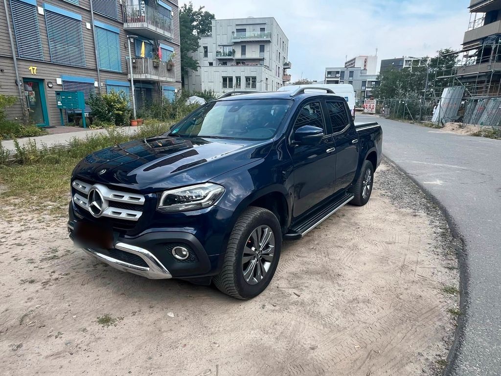 Image of Mercedes-Benz X 250
