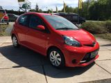 Toyota Aygo AYGO Cool - Toyota: Rot, Aygo Cool