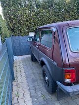 Lada Niva 4x4 Benziner 1,7 L Baujahr 2013 ... - Lada: 1.7