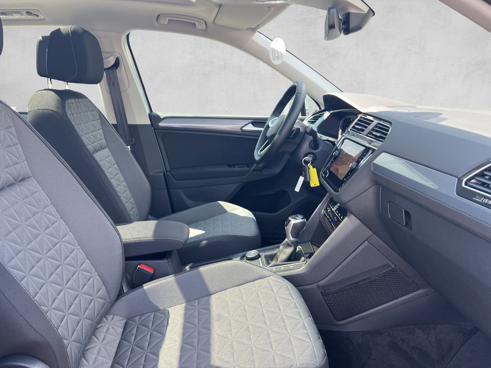 Tiguan Life 2.0 TSI 4M DSG LED*Navi*Pano