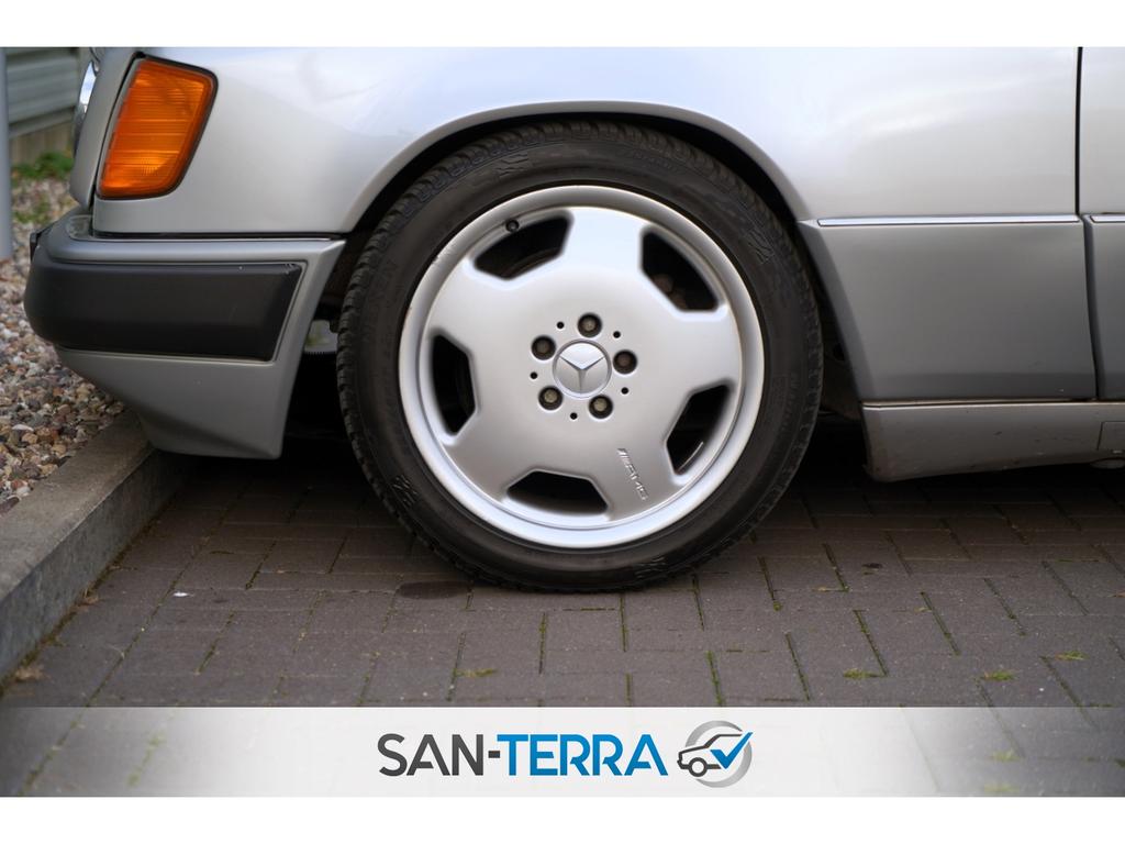 Mercedes-Benz CE 230