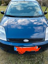 Ford Fiesta Kleinwagen Anfängerauto - Ford Fiesta aus 2006 mit Diesel-Antrieb