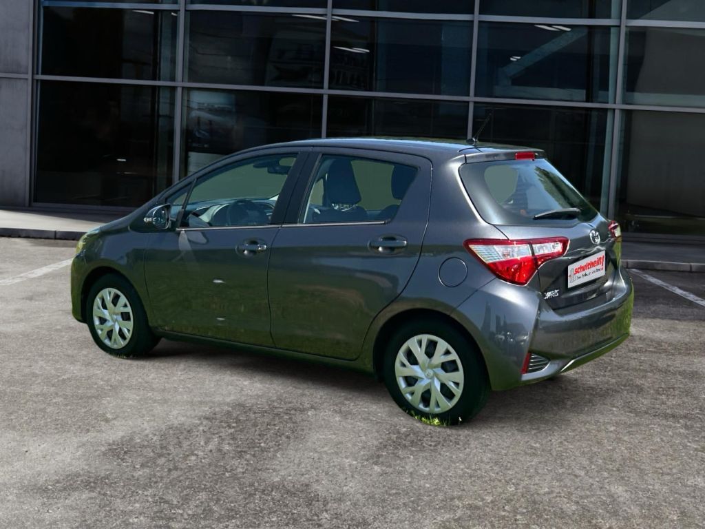 Fahrzeugabbildung Toyota Yaris 1.0 VVT-i Comfort