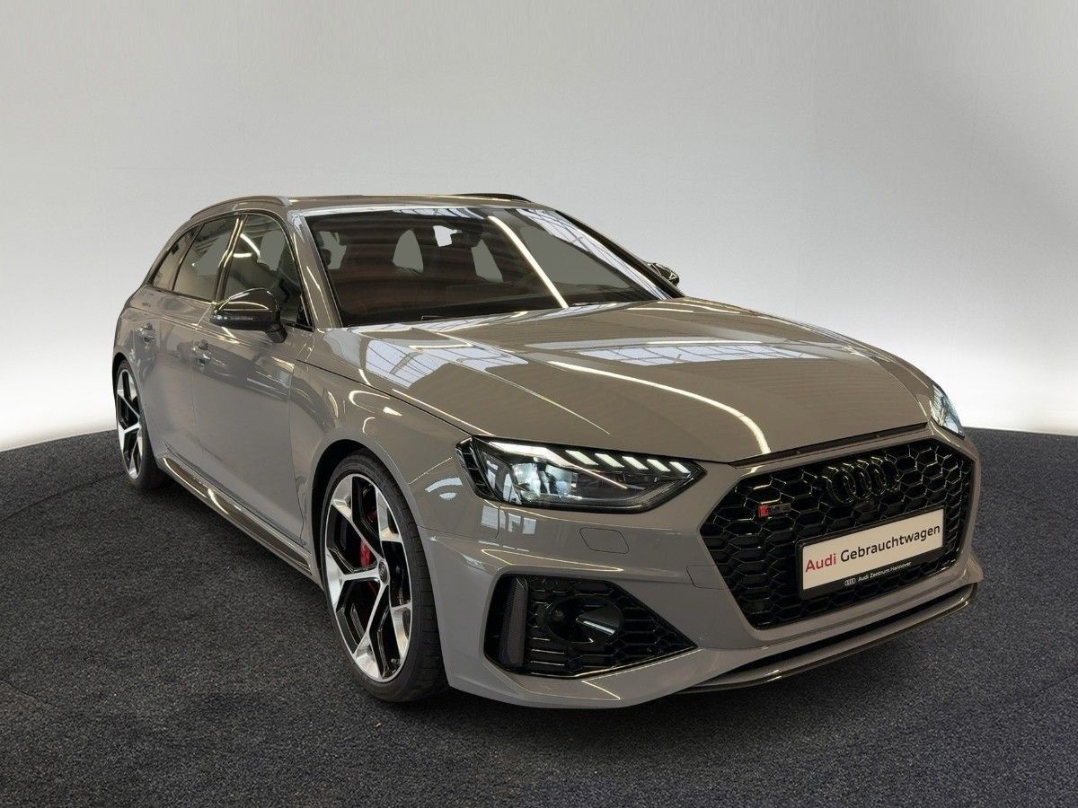 Audi RS4 - Bild 6