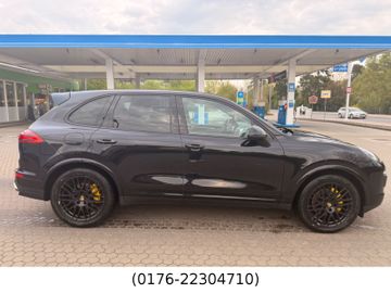 Porsche Cayenne - 7