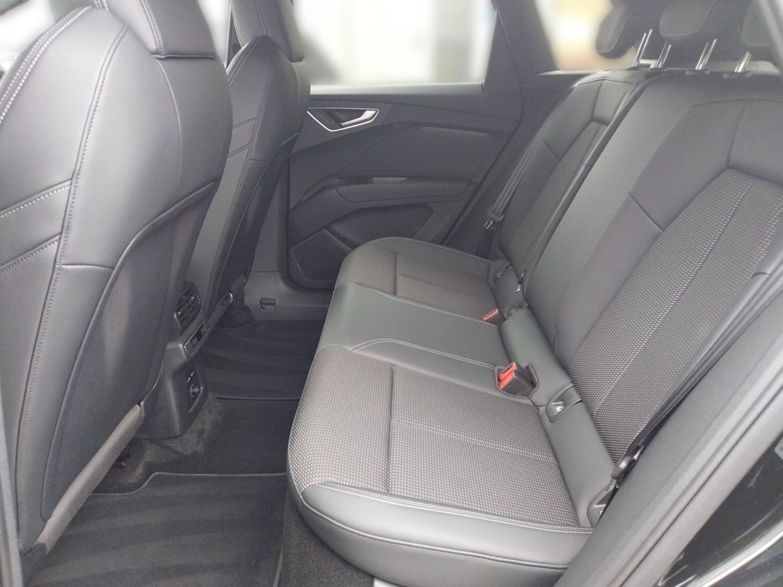 Audi Q4 e-tron - Bild 9