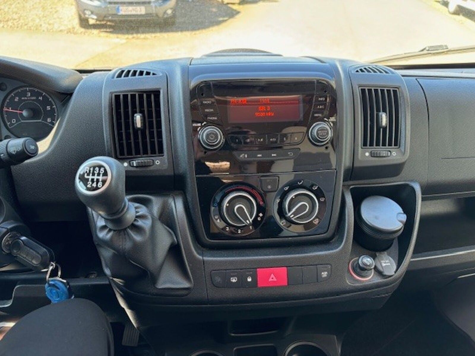 Fahrzeugabbildung Eura Mobil Profila One 690 EB SAT,Markise,Rückfahrkamera