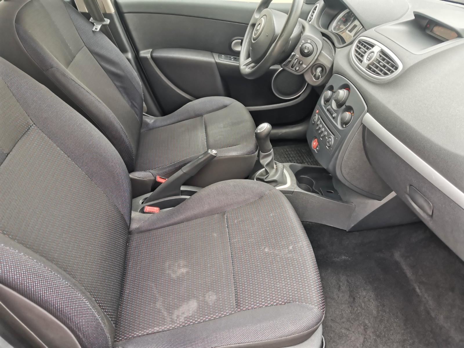 Renault Clio 2008 — photo 11