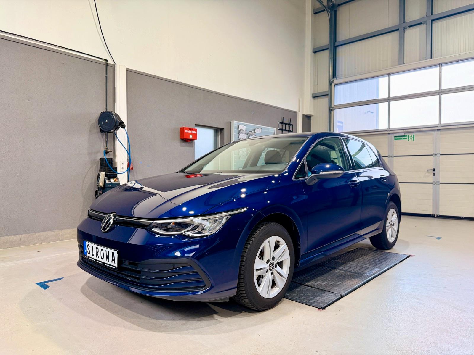 Volkswagen Golf VIII Lim. Life eTSI