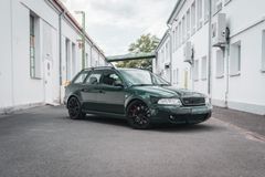 Fahrzeugabbildung Audi RS4 B5 2.7 quattro *Sportec / Goodwood Green*