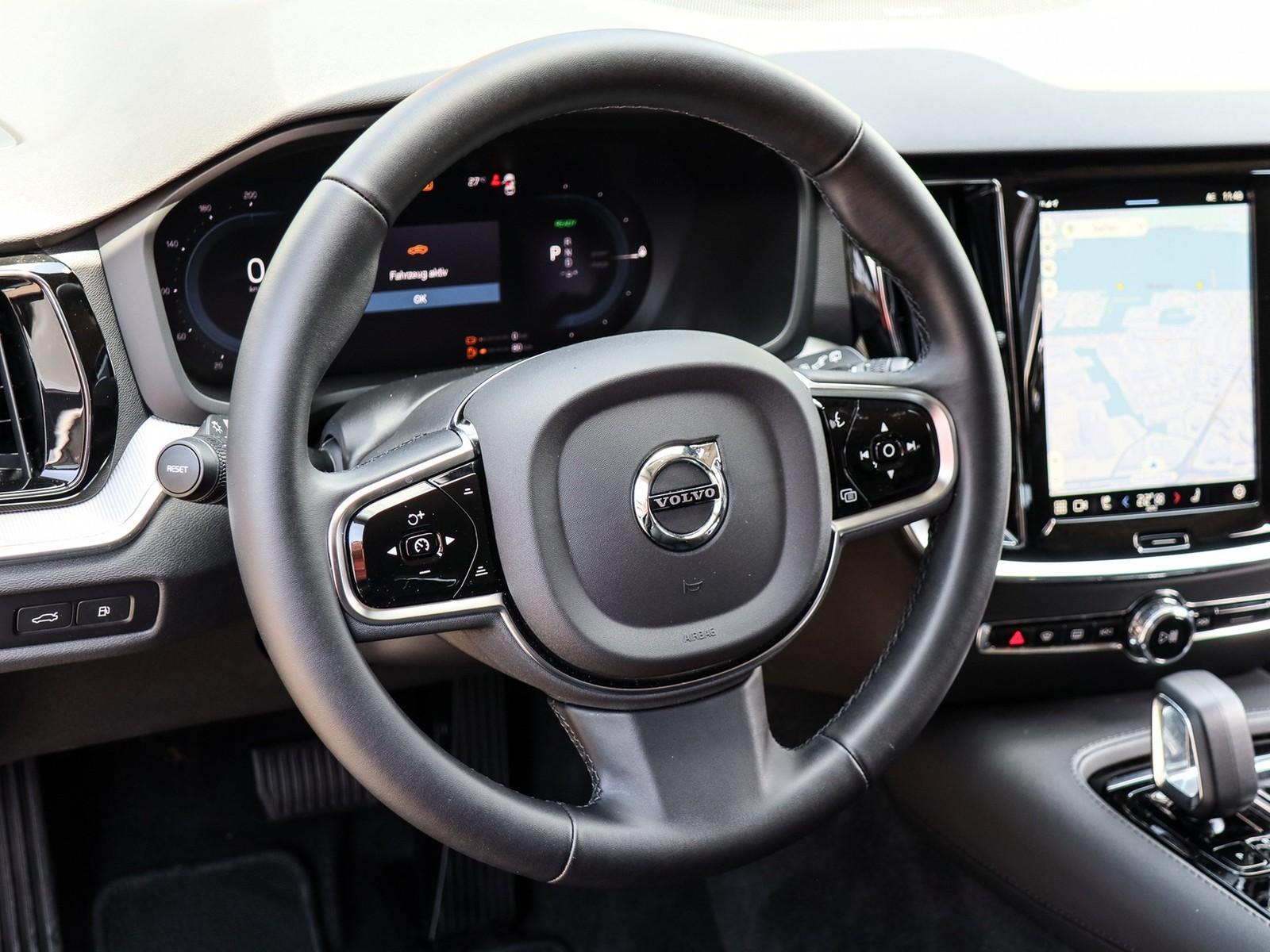 Volvo V60 T6 AWD Plus Bright NP:72.930,-//HK/360°/F-AS