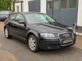 Audi A3 1.6 Attraction INSPEKTION NEU - Audi A3 mit Benzin-Antrieb: Limousine, Klimaanlage, 1.6