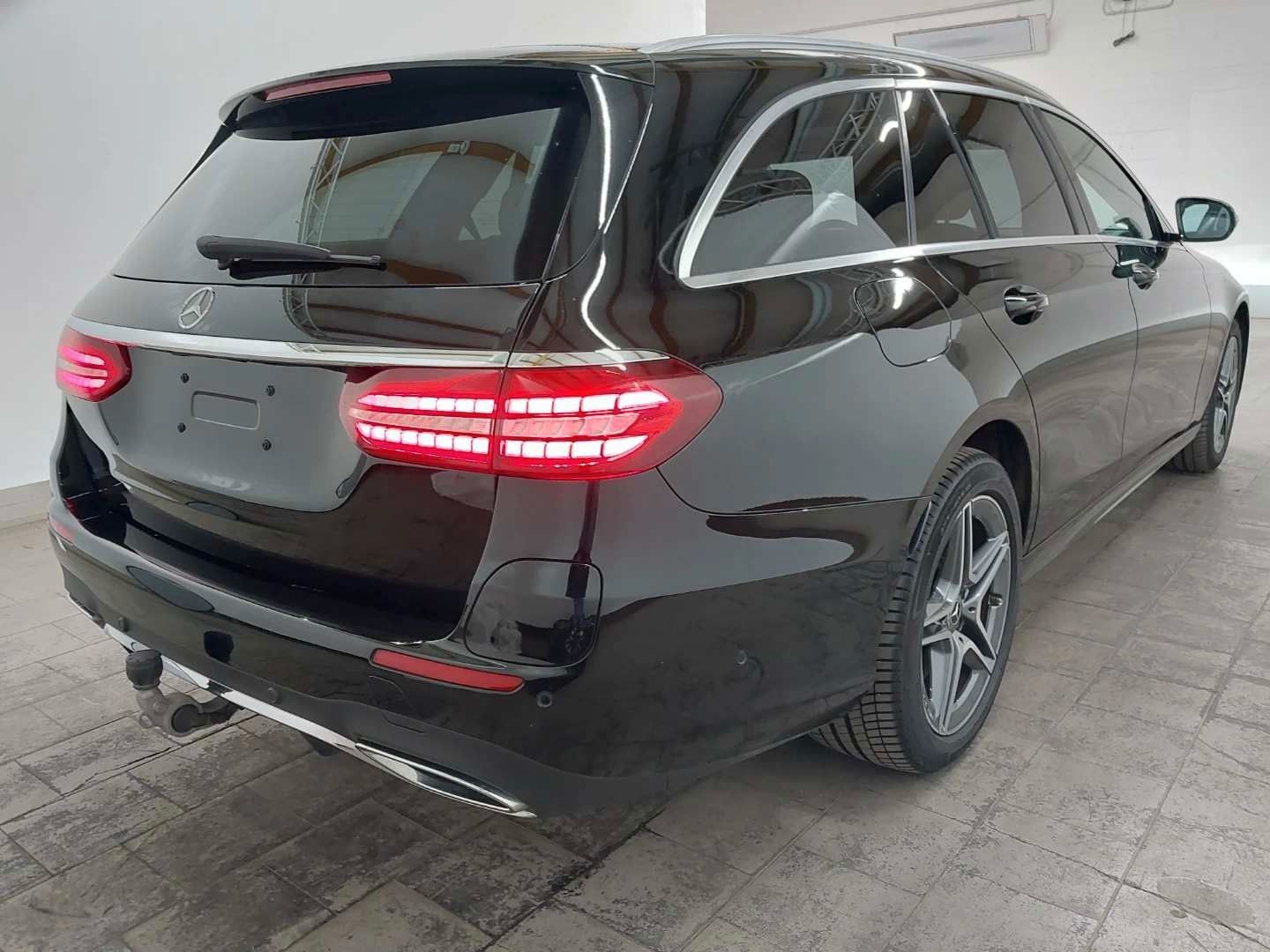 Mercedes-Benz E 300de 4M 3x AMG PANO*AHK*DISTR+*Sitzkl.*Airmat imagem 3