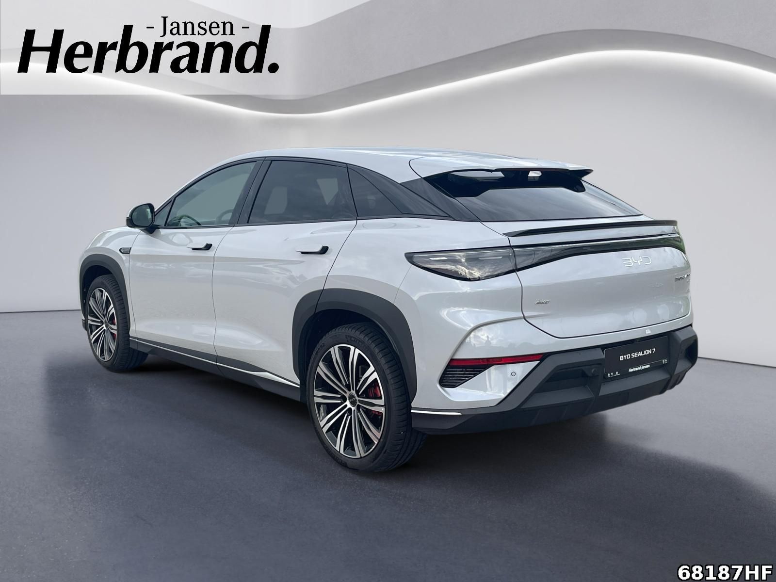 BYD SEALION 7