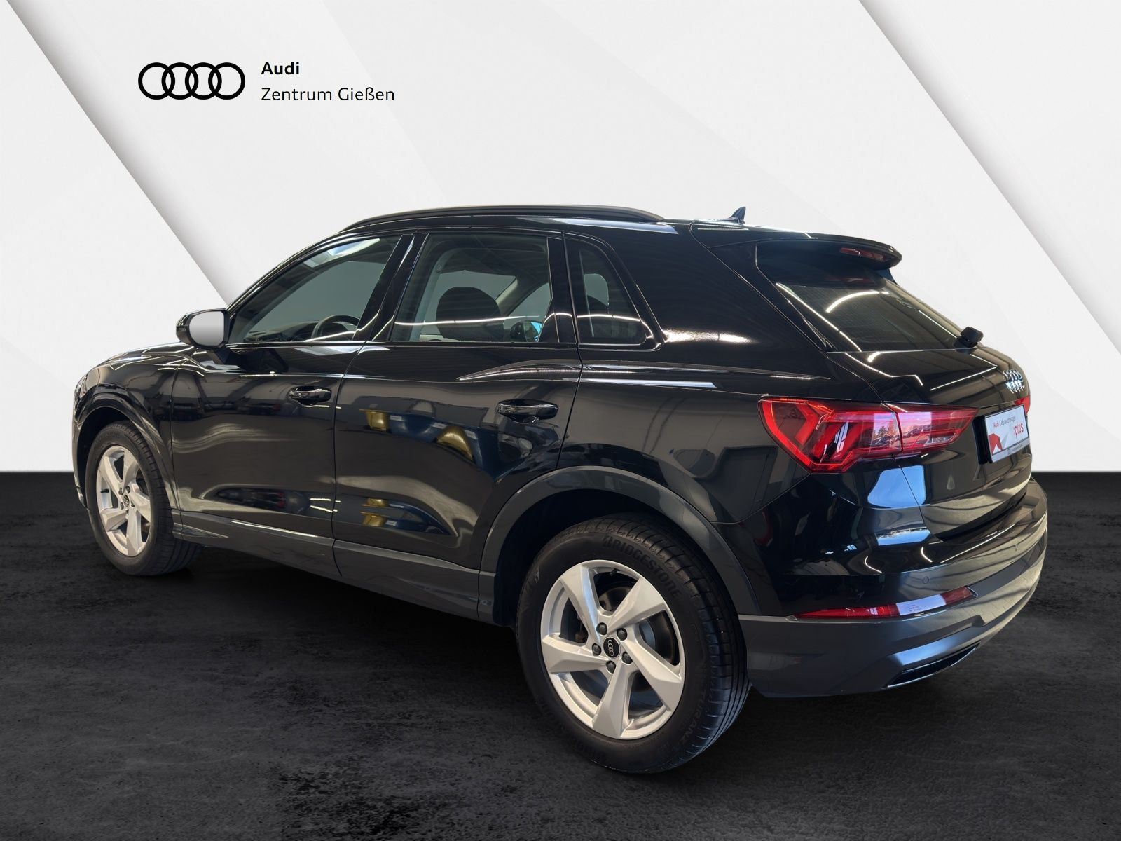 Audi Q3 35 TDI advanced black AHK LED Navi foto 4