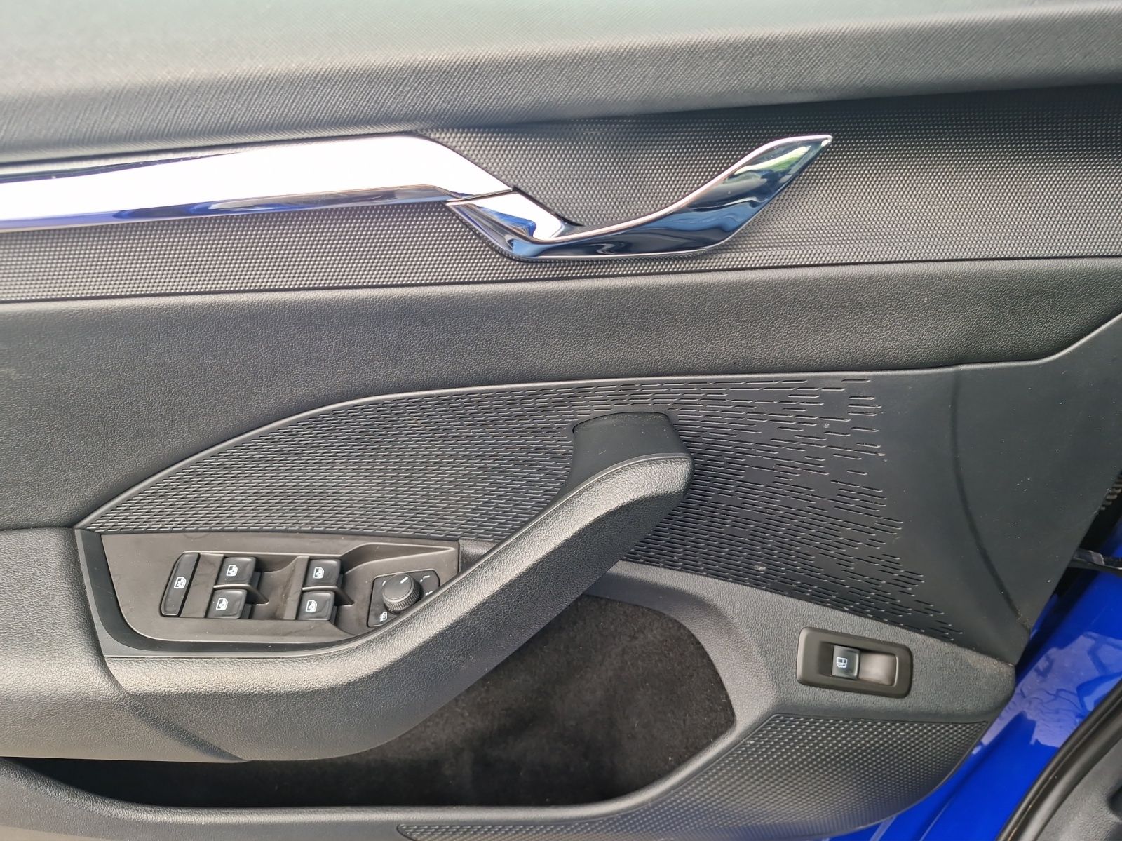 Fahrzeugabbildung SKODA Octavia Combi Style iV 1.4 TSI DSG AHZ ACC LED P