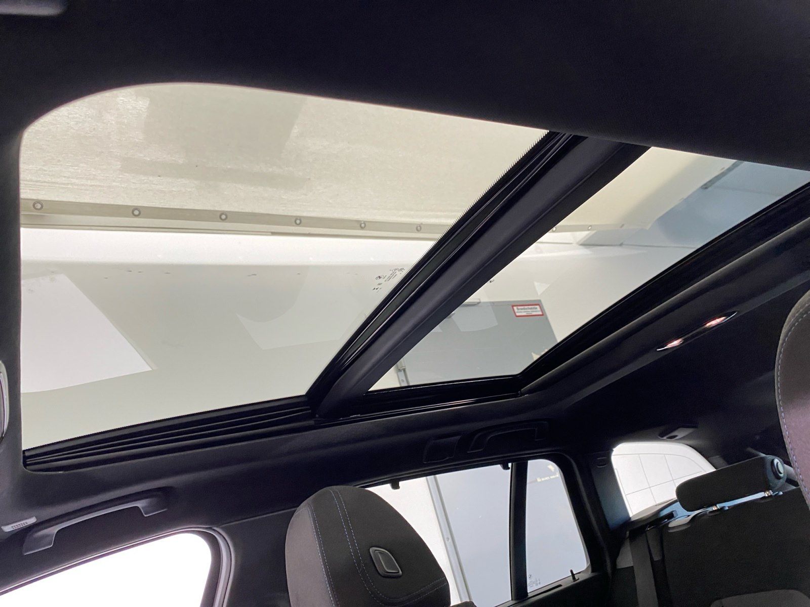 BMW 330 - Bild 13