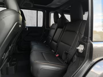 Jeep WRANGLER MY25 Sahara 4x4 AT8 Kam.+KeyLess+LED+LM
