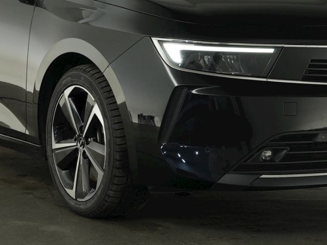 Astra L LIM ELEGANCE PHEV AT+AHK+LED+RÜCKFAHRKAM