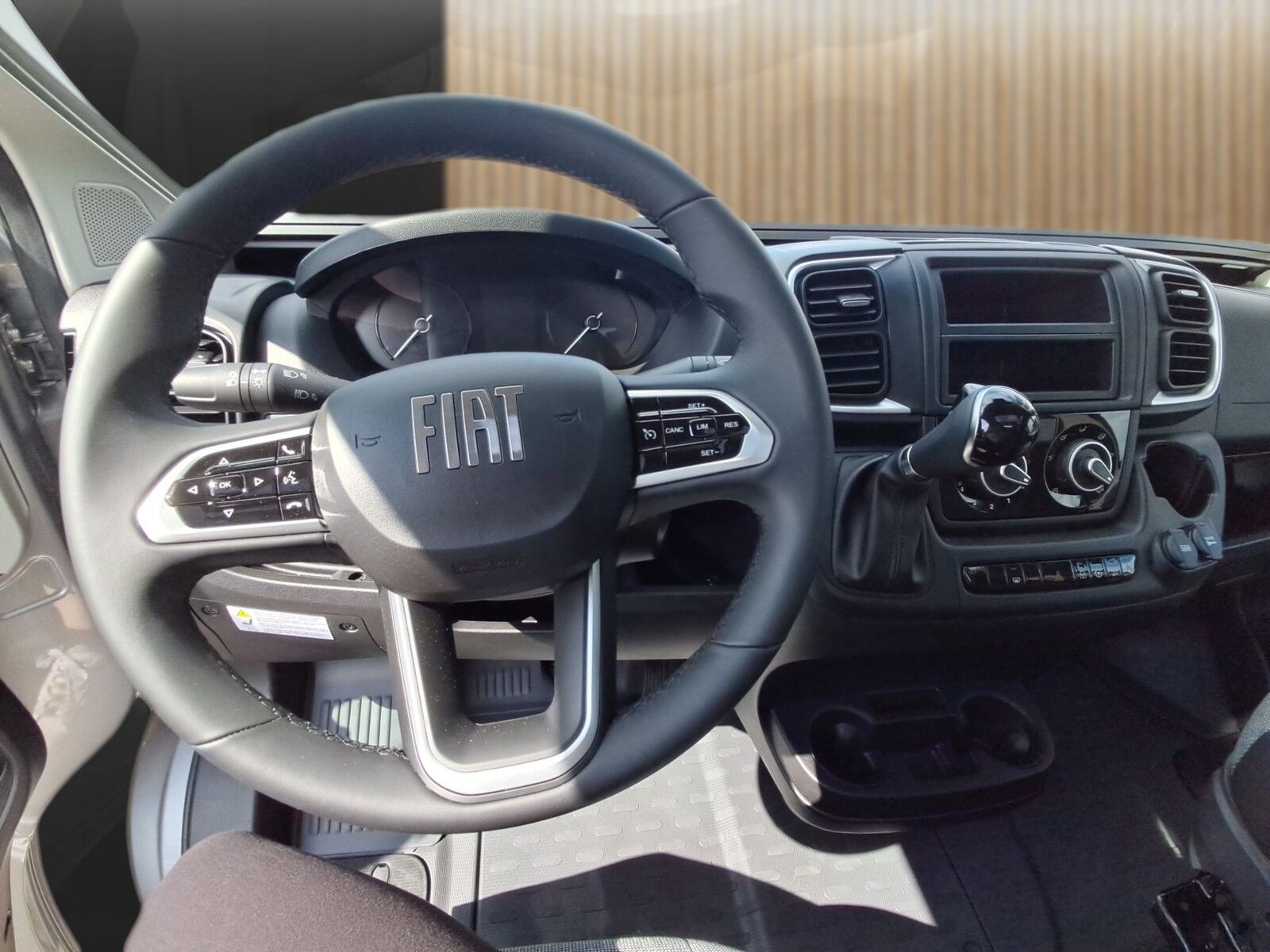 Fahrzeugabbildung Adria Compact DL 60Y