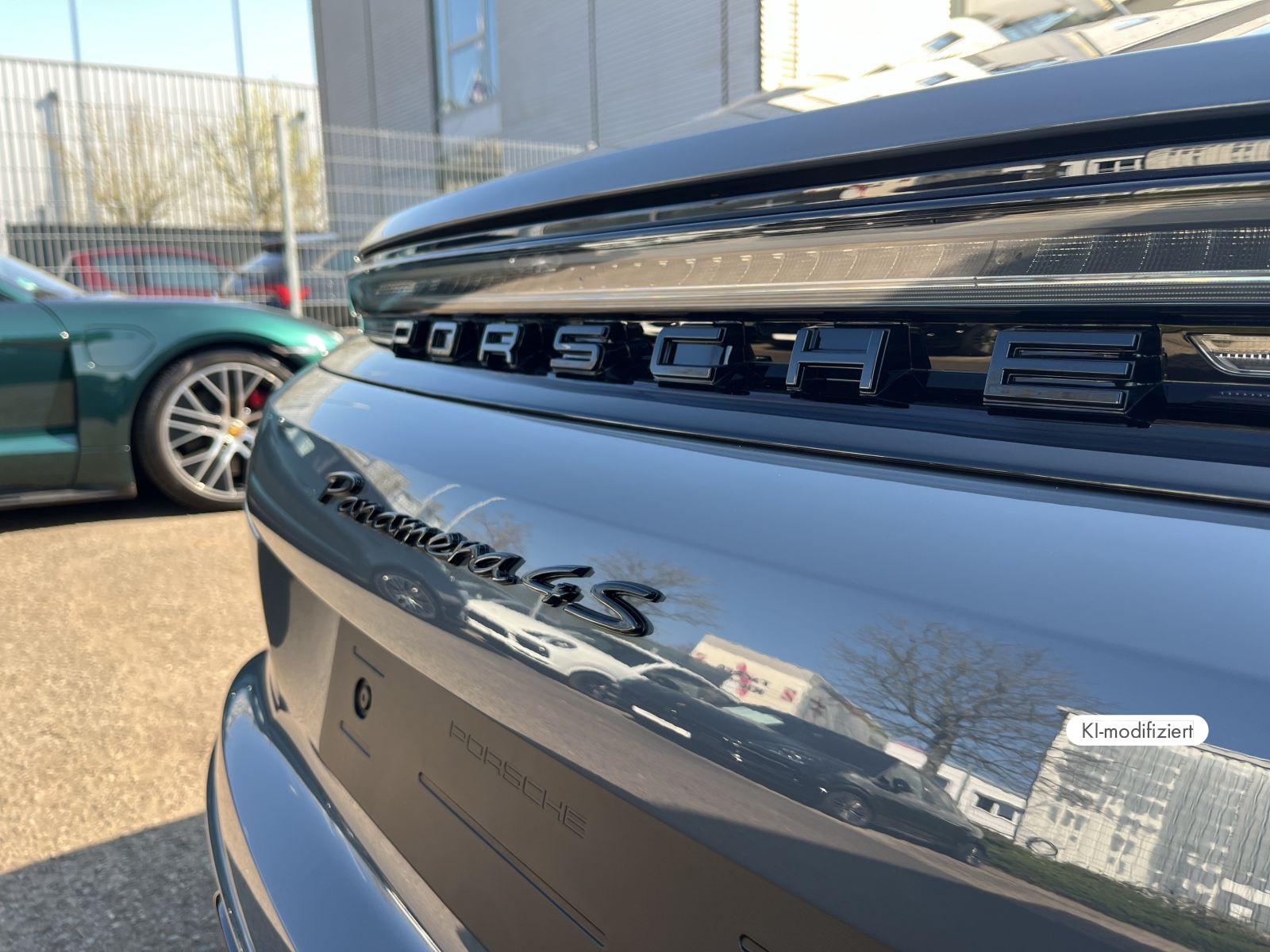 Porsche Panamera 4S E-Hybrid Active Ride,Pano.,Hinterach