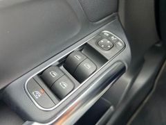 Fahrzeugabbildung Mercedes-Benz B 200 Progressive NAV+SHZ+PANO+KAM+AHK+PDC+MBUX