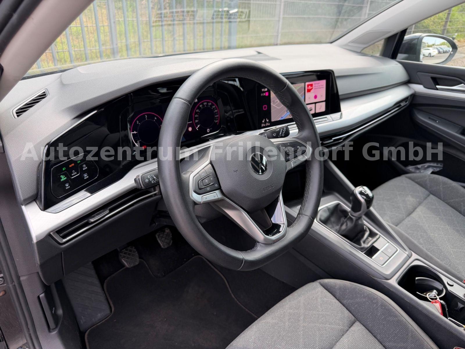 Volkswagen Golf VIII Lim. Life NAVI/IQ/AMBIENTE BELEUCHTUNG, миниатюра 18