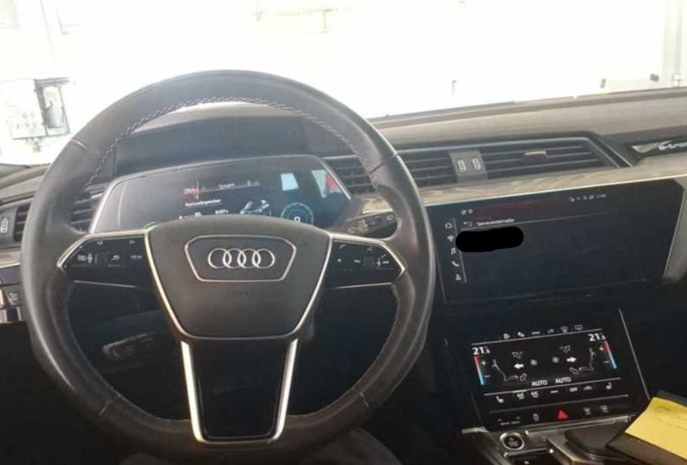 Audi Q8 e-tron quattro S line HUD BLACKSTYLE KAMERA foto 5