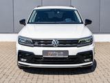 Volkswagen Tiguan 2.0 TSI DSG 4M *R-LINE*HUD*AHK* - Volkswagen Tiguan mit Benzin-Antrieb: Geländewagen, 2.0