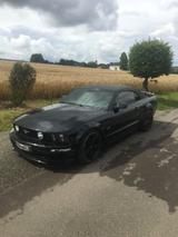 Ford Mustang - Ford Mustang aus 2006: Cabrio