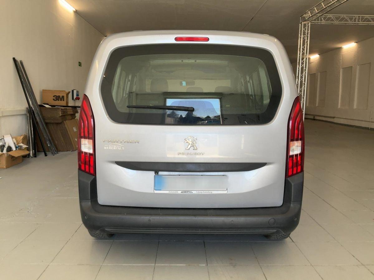 Peugeot Partner 1.2 PureTech 110 Premium L1 S&S  3 Sitze