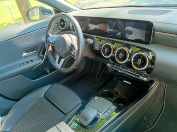 Mercedes CLA 200 Shooting Brake - 7